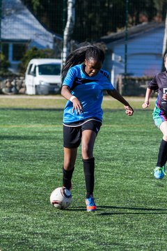 Bild 308 - B-Juniorinnen SV Henstedt-Ulzburg - MTSV Olympia Neum�nster : Ergebnis: 0:4